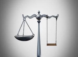 adwokat szczecin radca prawny szczecin zus porada prawna kancelaria radcy prawnego sprawa sadowa 300x221 - Jak ciężkie i zawinione działanie uzasadnia dyscyplinarkę dla pracownika?